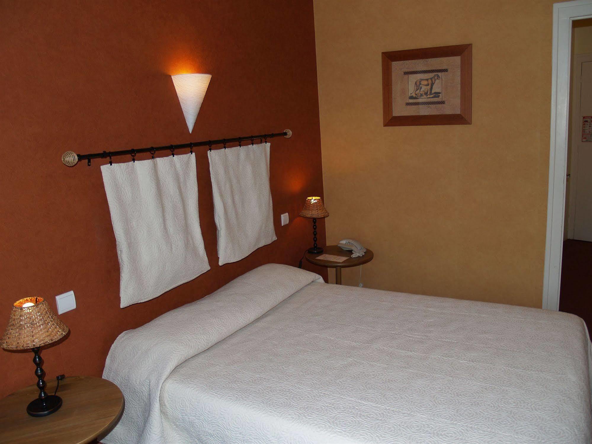 Hotel Central Pau Eksteriør bilde