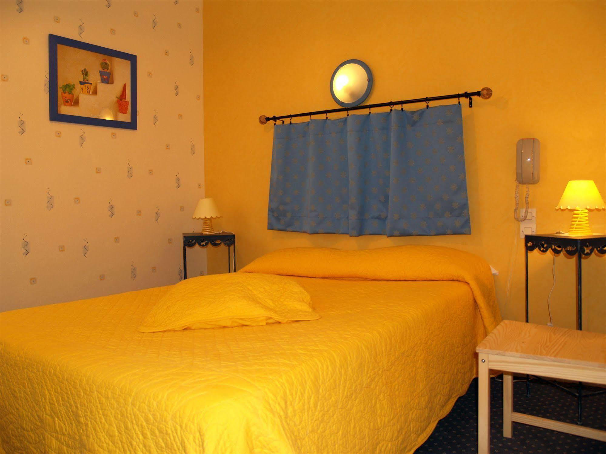 Hotel Central Pau Eksteriør bilde