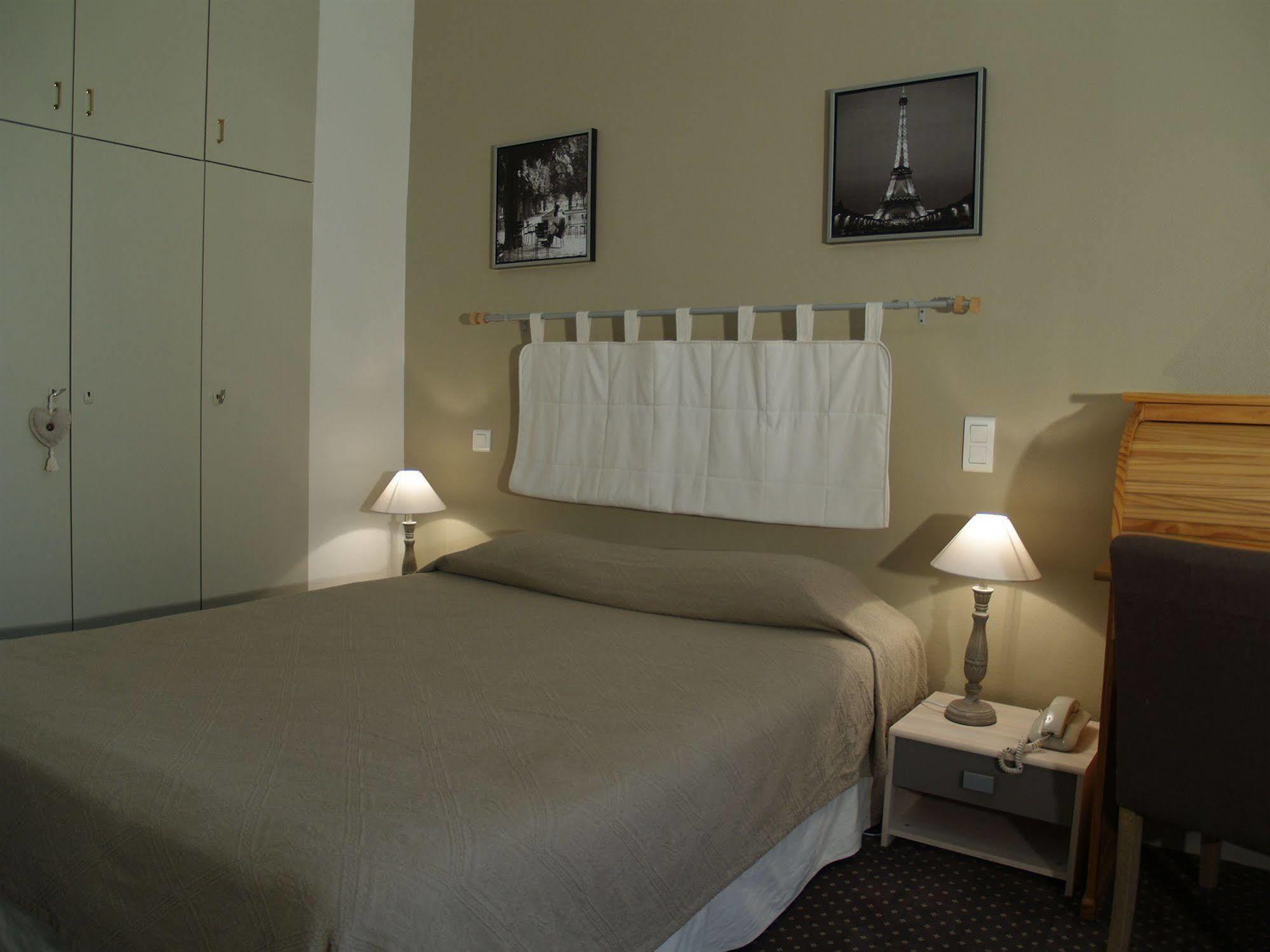 Hotel Central Pau Eksteriør bilde