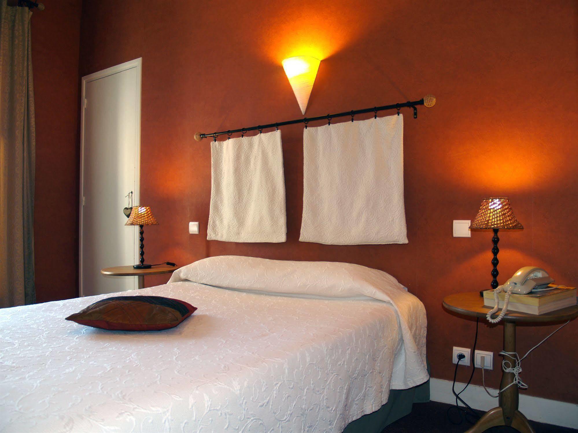 Hotel Central Pau Eksteriør bilde